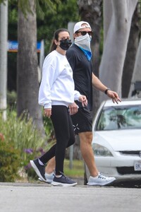         lea140520BZNimage122.jpg