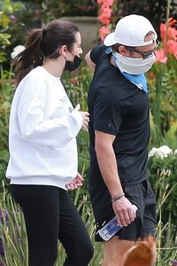         lea140520BZNimage116.jpg