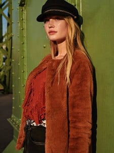 1150941125_costesfw19(22).thumb.jpg.6bb2b4ea97a7ee17d230acbec8dd5bad.jpg
