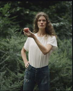 Carolina+Burgin_Scott+Mac+Donough_film_0021b.jpg