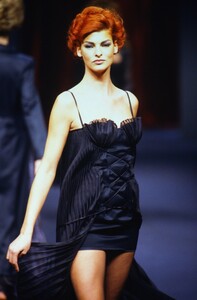 linda (2).jpg