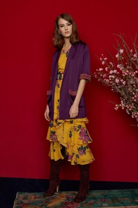 13-etro-pre-fall-18.thumb.jpg.0d4fc2830b9eb8cf0a15d261a10a0dd7.jpg