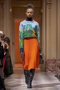 13-kenzo-la-collection-memento-fall-2018.thumb.jpg.4c57170de8f98c652851ad518739b04b.jpg