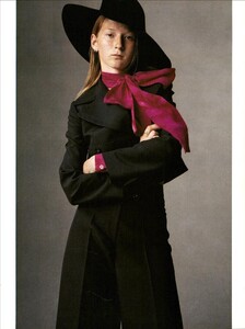 ARCHIVIO - Vogue Italia (July 1999) - The Group - 004.jpg