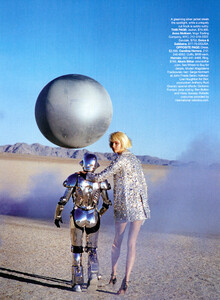 Harper’s Bazaar US (March 2007) - Metallic Moment - 008.jpg