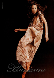 1366980952_Inez__Vinoodh_Blumarine_Spring_Summer_2005_06.thumb.png.adb0b3d00ad8dc3f9500cb38b407a57d.png