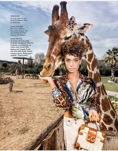 George+Livieratos+Safari+or+Harper's+Bazaar+Vietnam+May+2020+(9).jpg