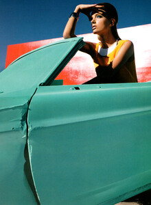 Harper's Bazaar US (March 2007) - Va Va Vroom! - 009.jpg