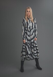 1430234221_pulzautumn19(3).thumb.jpg.631f8fc0b67930128af5ae0d5cbd6258.jpg