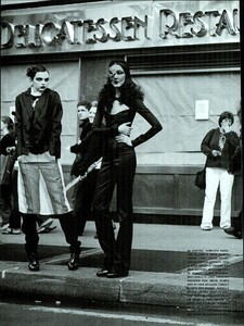 ARCHIVIO - Vogue Italia (September 2006) - A Tailored Look - 009.jpg