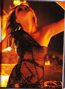 Vogue Italia (March 1998, Couture Supplement) - Le Ultime Vestali - 004.jpg