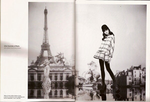 Numéro #75 (August 2006) - Une touriste à Paris - 001.jpg