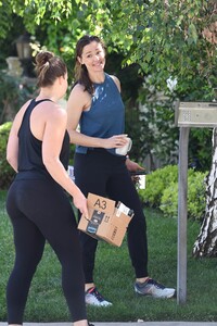        jen240520BZNimage120.jpg