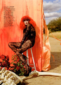 Harper’s Bazaar US (October 2009) - Tricks & Treats - 006.jpg