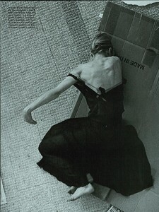 ARCHIVIO - Vogue Italia (July 2000) - Carolyn Carlson - 012.jpg