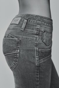 1563412420_pulzjeansspring19-1(2).thumb.jpg.ce45569a708e39f20a4a6395ce9856b6.jpg