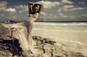 Numéro #103 (May 2009) - Coral Sand - 002.jpg