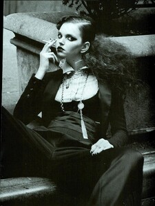 ARCHIVIO - Vogue Italia (September 2006) - A Tailored Look - 022.jpg