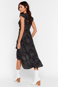 black-show-'em-what-you've-dot-wrap-midi-dress.jpeg