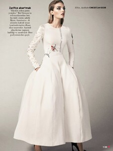 Vogue Turkey (December 2014) - Paris'ten Sevgilerle - 007.jpg