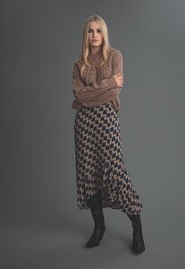 1698386665_pulzautumn19(14).thumb.jpg.20c2d3f991518d39256a4f6e61fbab2c.jpg