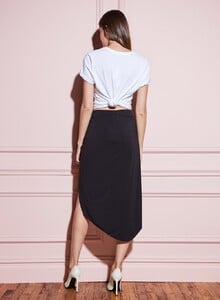 181119_FLEURDUMAL_SHOT_37_4158_1200x.jpg