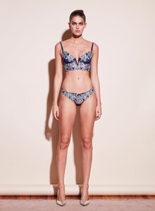 181205_FLEURDUMAL_SHOT_38_4958_2600x.jpg