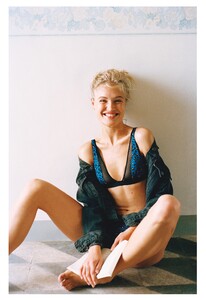 1823380206_passionatafw19(22).thumb.jpg.d5837145392ac4b235393937bd0c8196.jpg