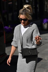         ash180520BZNimage123.jpg