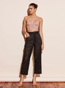 190619_FLEURDUMAL_SHOT_18_1640_1200x.jpg