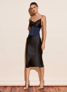 190619_FLEURDUMAL_SHOT_29_2796_e1e95cbb-45b7-4b52-a76c-fdfe0cc61e02_1200x.jpg