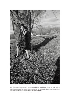 1911058562_22_THEHIVE_MODELS_EMMABOYD_BOOK.thumb.jpg.6fc492b4326ddbe899cae976f0cffb71.jpg