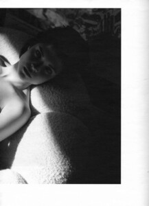 1916268251_Gravure3(Fall-Winter2009)-NestingInstinct-016.thumb.jpg.61d0514e22a3d63d0243e2169a5b138f.jpg