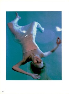 ARCHIVIO - Vogue Italia (March 1999) - Floating - 019.jpg