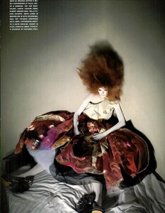 ARCHIVIO - Vogue Italia (May 2008) - Like A Doll - 010.jpg