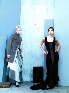 ARCHIVIO - Vogue Italia (July 1998) - A Long, Long Story - 015.jpg