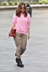         kla150520BZNimage115.jpg