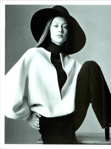 ARCHIVIO - Vogue Italia (July 1999) - The Group - 037.jpg
