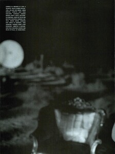 ARCHIVIO - Vogue Italia (March 2005) - The New Dimension - 003.jpg