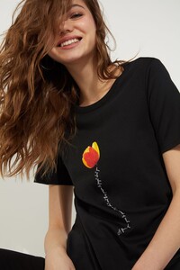 1MM199T_wear_777T_M.jpg
