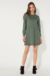 1WA386_wear_732T_FI.jpg