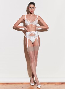 200116_FLEURDUMAL_SHOT_17_2842_2600x.jpg