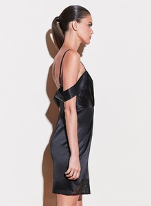 200116_FLEURDUMAL_SHOT_42_7079_web2_1400x.jpg