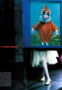 ARCHIVIO - Vogue Italia (May 2003) - Lost In Reverie - 003.jpg