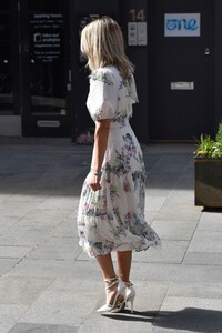       rob260520BZNimage122.jpg
