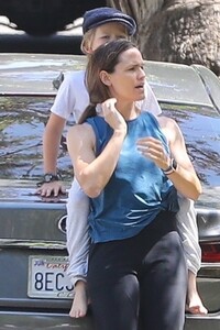        jen240520BZNimage106.jpg