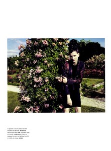 Numéro #106 (September 2009) - La Roseraie - 006.jpg