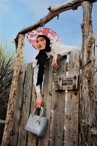 Nuri+Son+by+PJ+Lam+for+Vogue+China+May+2020+(1).jpg