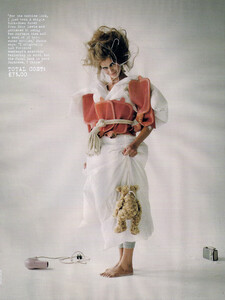Vogue UK (November 2009) - Make Do And Mend - 010.jpg