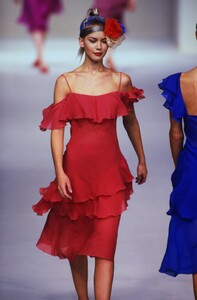 273038915_blumarine-spring-1997(20).thumb.jpg.b3c08a6cb24df45fc80e90f8ae35be54.jpg